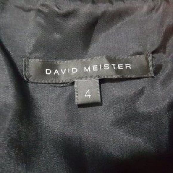 DAVID MEISTER - Textured Belted Sheath Dress Black 4 - Picture 5 of 7